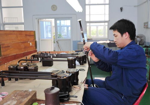上海民族乐器一厂改制启新程 老字号奏响产业升级与国际化交响
